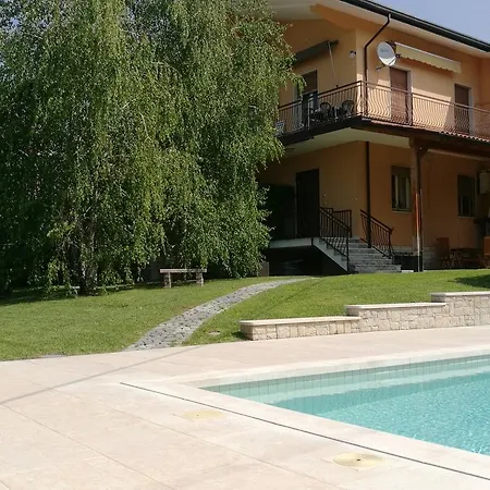 Villacedro لاتيزي